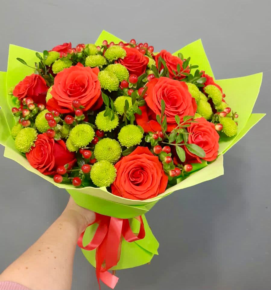 Букет цветов из: Хризантемы и Розы в Новолеушковской