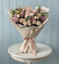 Букет цветов из:  Розы и Лизиантусы в Новолеушковской