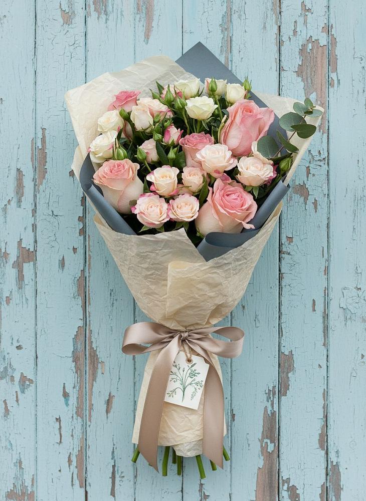 Букет цветов из: Розы в Новолеушковской