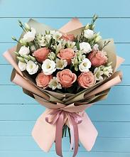 Букет цветов из:  Розы, Альстромерии и Лизиантусы в Новолеушковской