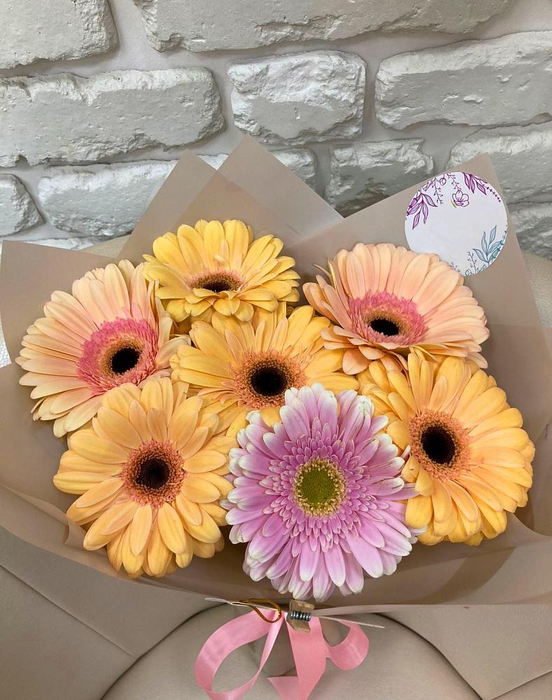 Букет цветов из: Герберы в Новолеушковской