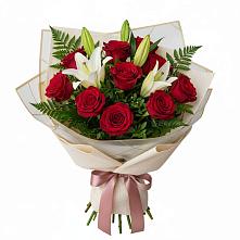 Букет цветов из:  Лилии и Розы в Новолеушковской