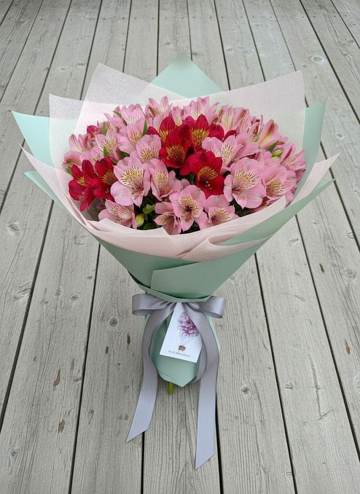 Букет цветов из: Альстромерии в Новолеушковской
