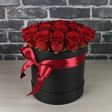 Цветочная композиция из Розы в шляпной коробке в Новолеушковской