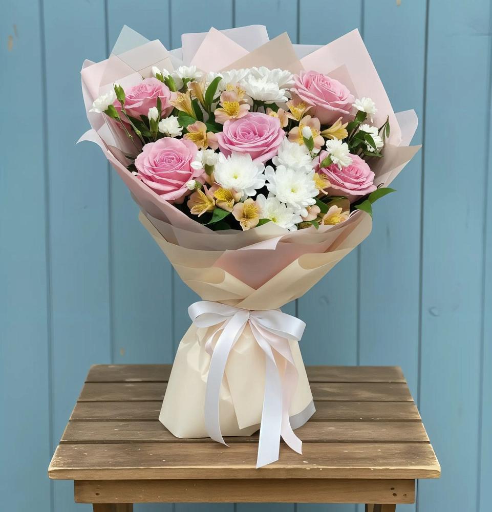 Букет цветов из: Гвоздики, Орхидеи и Розы в Новолеушковской