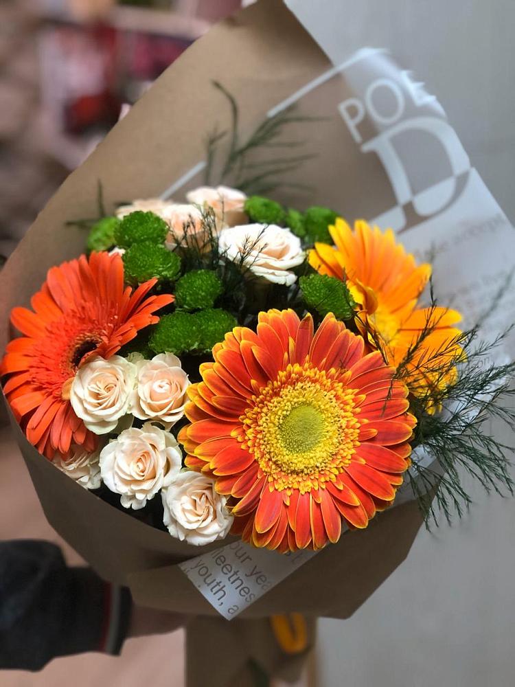 Букет цветов из: Герберы, Хризантемы и Розы в Новолеушковской