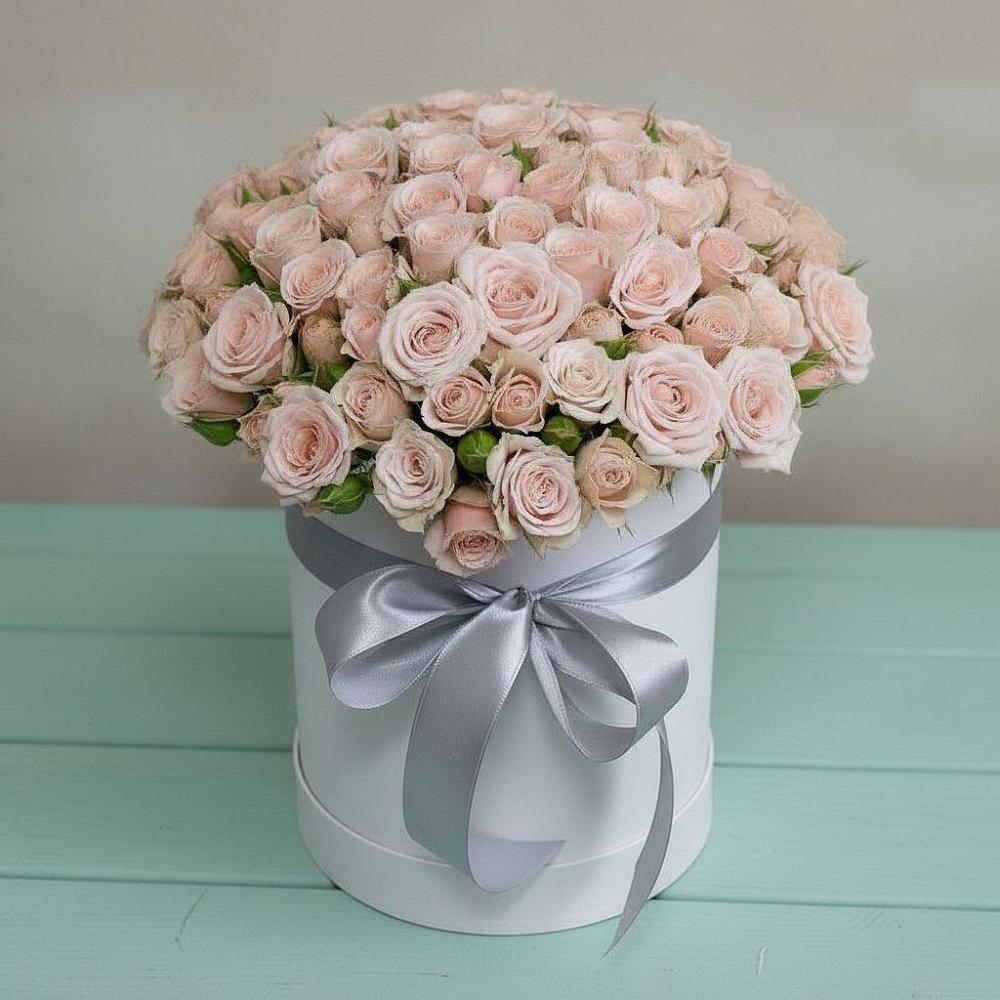 Цветочная композиция из Розы в шляпной коробке в Новолеушковской